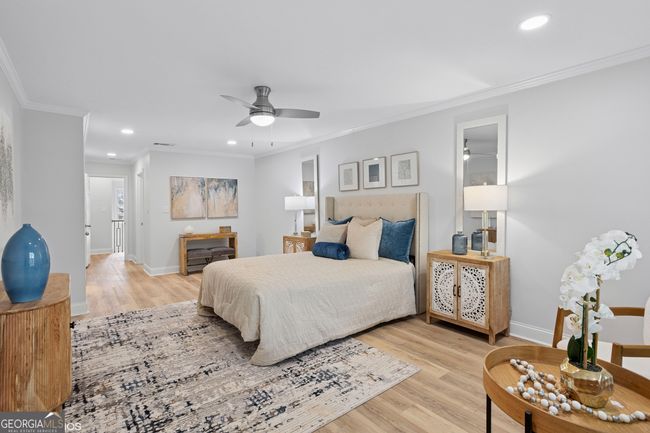 5273 Glenridge Dr, Townhouse with 3 bedrooms, 4 bathrooms and 2 parking in Sandy Springs GA | Image 36