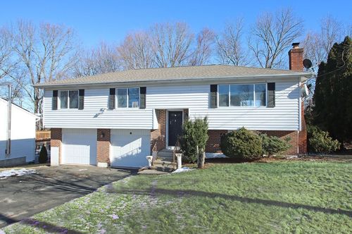 279 Juniper Ridge Drive, Waterbury, CT, 06708 | Card Image