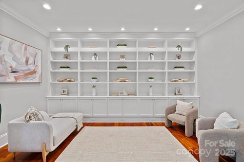 229 Brook St, Davidson, NC, 28036-8127 | Card Image