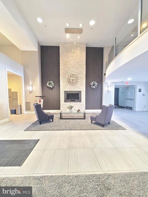 unit-320-6301 Edsall Rd, ALEXANDRIA, VA, 22312-2684 | Card Image