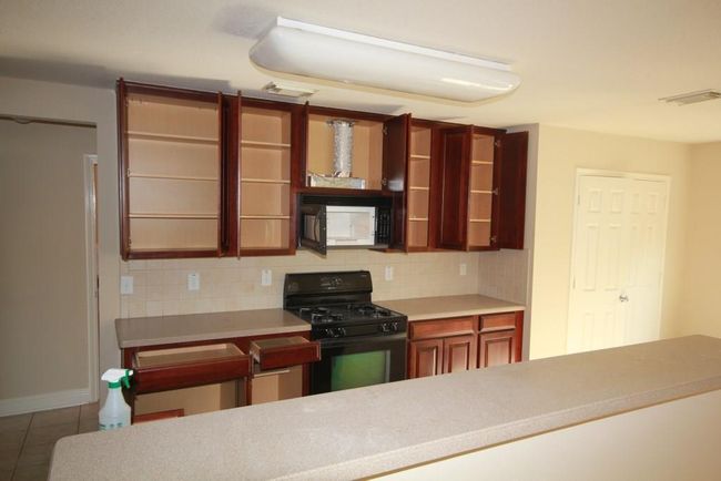 16218 Bresslyn Ln, House other with 3 bedrooms, 3 bathrooms and 2 parking in Cypress TX | Image 4