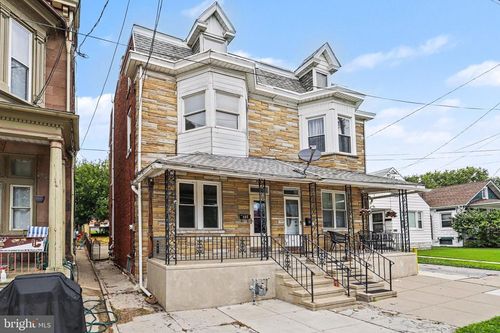 405 Poplar St, COLUMBIA, PA, 17512-2121 | Card Image