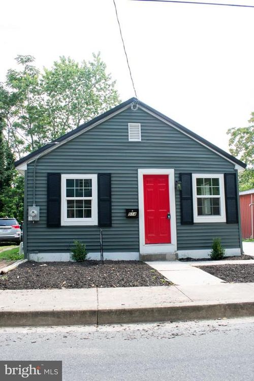 514 W 7th St, LAUREL, DE, 19956-1383 | Card Image