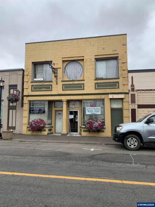 109 N Main St, Mount Angel, OR, 97362-9631 | Card Image