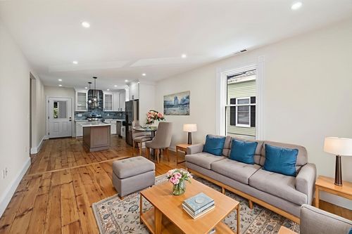 2-8 Cushing St, Salem, MA, 01970-1508 | Card Image