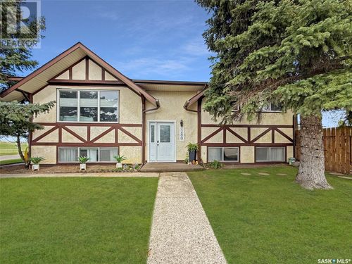 280 Battleford Trail, Swift Current, SK, S9H4J5 | Card Image