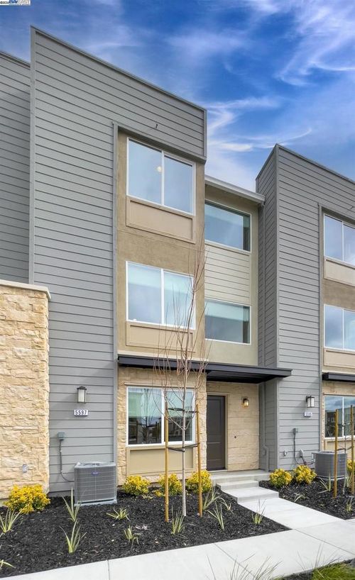51-6155 Raven Ave, Dublin, CA, 94568-4118 | Card Image