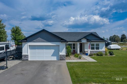 100 Janice Ln, Carey, ID, 83320 | Card Image