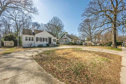 1977 N Decatur Rd Ne, Atlanta???, GA, 30307-1158 | Card Image