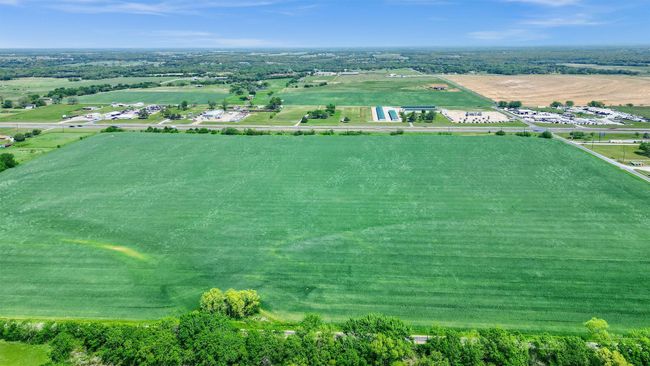 Bird's eye view with a rural view | Image 10