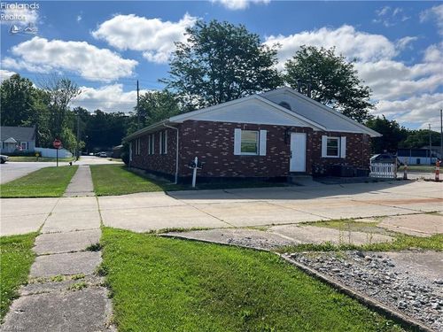 4940 Oberlin Ave, Lorain, OH, 44053-3450 | Card Image