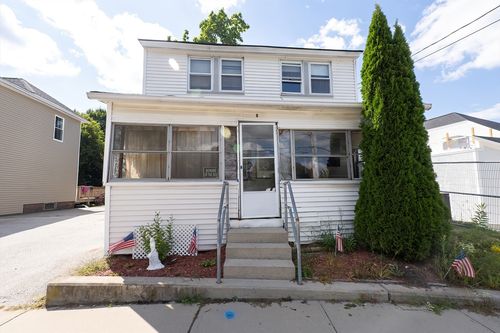 8 Thompson Rd, Webster, MA, 01570-1405 | Card Image
