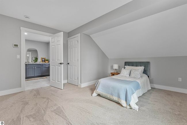 302 W Dresden St, House other with 5 bedrooms, 3 bathrooms and null parking in Kalkaska MI | Image 44