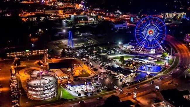 Branson Strip | Image 49