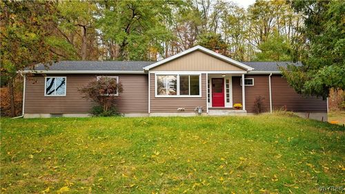 62 S Academy St, Wyoming, NY, 14591-9728 | Card Image