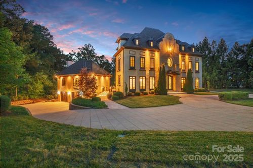 1118 Seminole Dr, Fort Mill, SC, 29707-7762 | Card Image