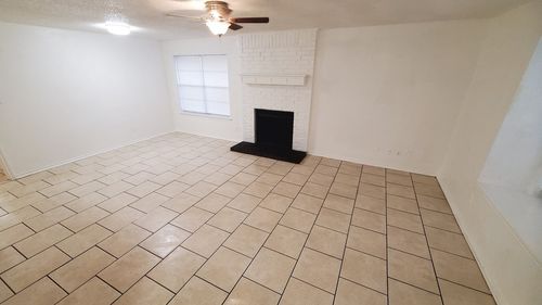 3427 Republic Dr, Forest Hill, TX, 76140-2537 | Card Image