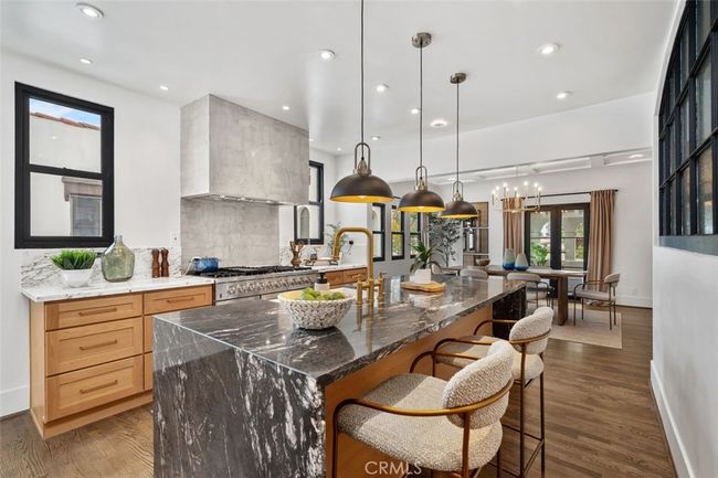 TOP FLOOR KITCHEN | Image 34