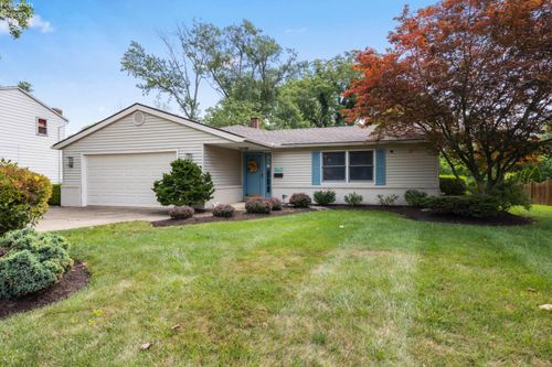 823 Salem Dr, Huron, OH, 44839-1438 | Card Image