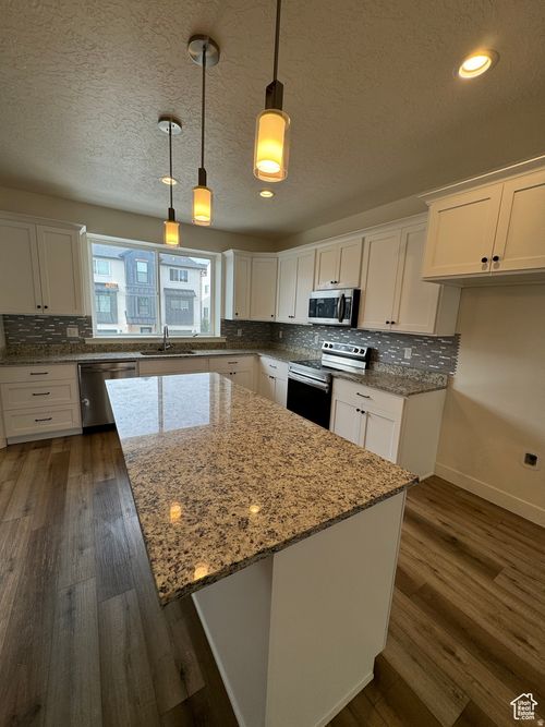 633 E 360 S, American Fork, UT, 84003-2646 | Card Image