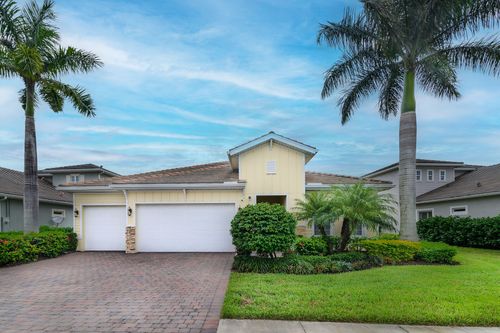 14730 Nautilus Pl, NAPLES, FL, 34114-8692 | Card Image