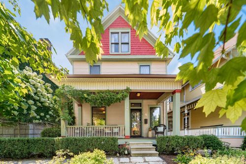 1039 Highland St, Columbus, OH, 43201-3421 | Card Image