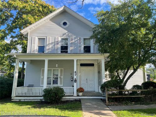47 Pope St, Lapeer, MI, 48446-2200 | Card Image