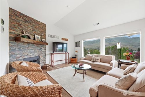 b303-808 W Manson Rd, Chelan, WA, 98816 | Card Image