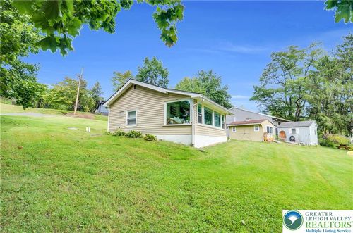 473 N Shore Drive, Windsor Twp, PA, 19534 | Card Image