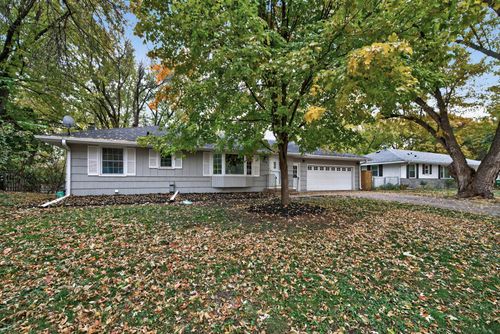 826 113th Ave Nw, Coon Rapids, MN, 55448-3257 | Card Image