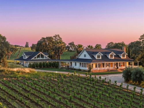 10120 Shenandoah Rd, Plymouth, CA, 95669-9505 | Card Image