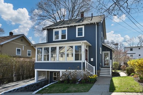 85 Sunset Rd, Arlington, MA, 02474-2646 | Card Image