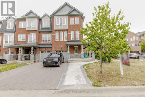 23 New Pines Trail, Brampton, ON, L6Z0G7 | Card Image