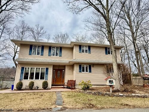 32 Clayton Rd, Hewitt, NJ, 07421-1817 | Card Image
