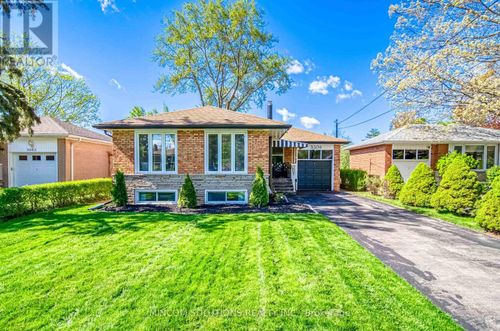 3506 Orion Cres, Mississauga, ON, L5C2H8 | Card Image
