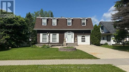 367 Third Ave, Cochrane, ON, P0L1C0 | Card Image