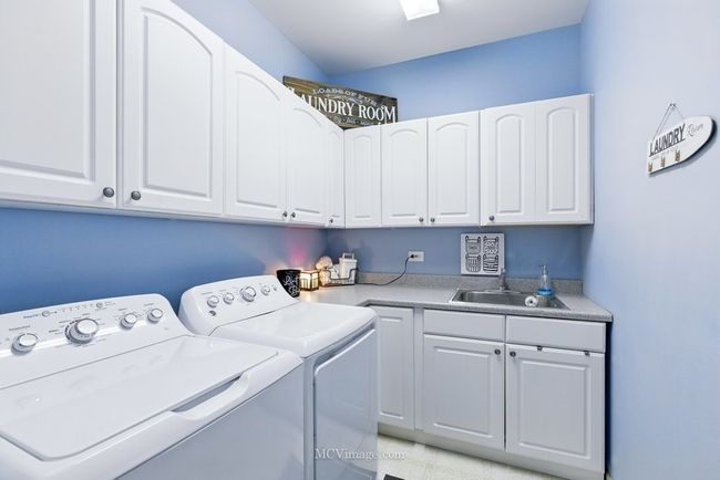 16347 W Cagwin Dr, House other with 4 bedrooms, 3 bathrooms and 2 parking in Lockport IL | Image 15