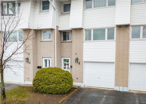 718 Auger Ave, Sudbury, ON, P3A4T2 | Card Image