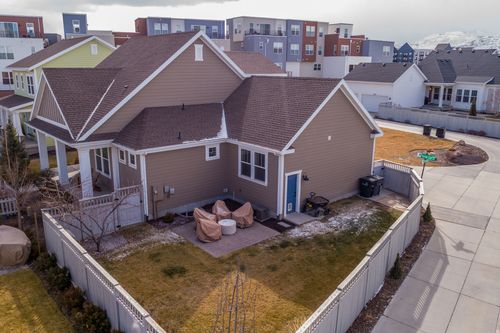 10564 S Pipestone Way, South Jordan, UT, 84009-1425 | Card Image