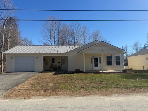 39 E Leavitt Street, Skowhegan, ME, 04976 | Card Image