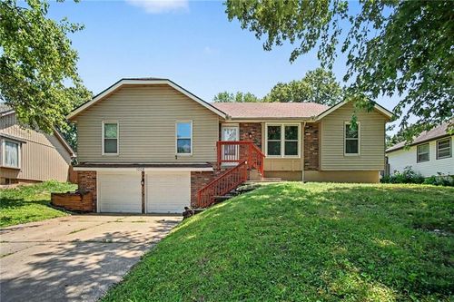 1008 19th Street Ter, Blue Springs, MO, 64015-4712 | Card Image