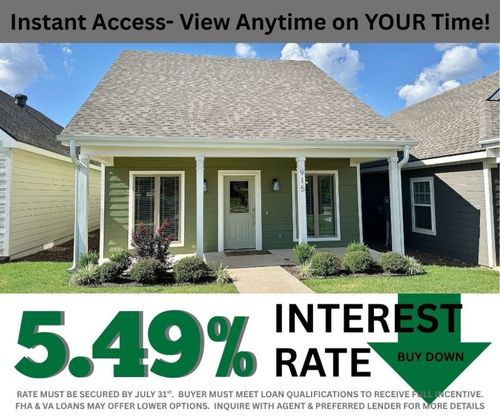 915 Ne Heights Lane, Bentonville, AR, 72712 | Card Image