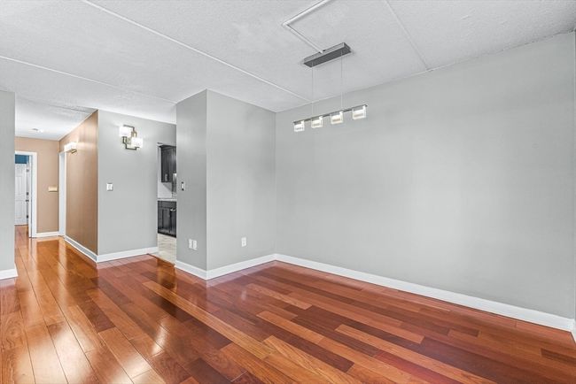 APT-28A - 159 Main St, Condo with 2 bedrooms, 2 bathrooms and 1 parking in Stoneham MA | Image 5