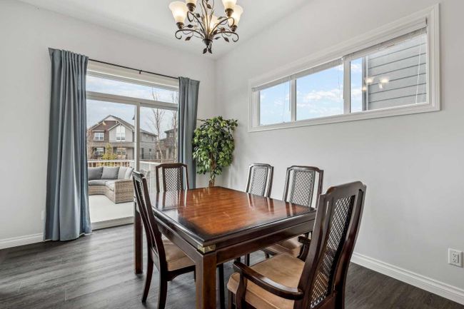 12 Creekstone Cove Sw, Home with 5 bedrooms, 3 bathrooms and 4 parking in Calgary AB | Image 20