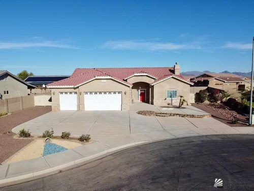 3939 S Dana Dr, Yuma, AZ, 85365-6217 | Card Image