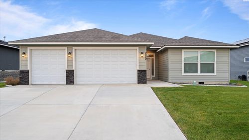 2822 S Belfair Pl, Kennewick, WA, 99338-5663 | Card Image