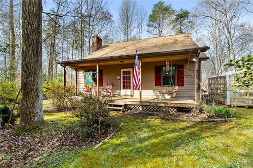 58 The Woods, Cumberland, VA, 23040-2109 | Card Image
