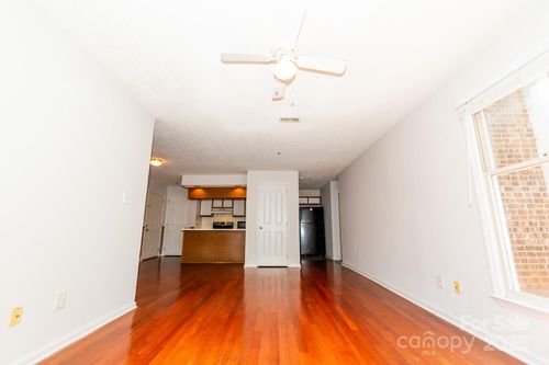 7330 Rose Terrace Ct, Charlotte, NC, 28215-3668 | Card Image