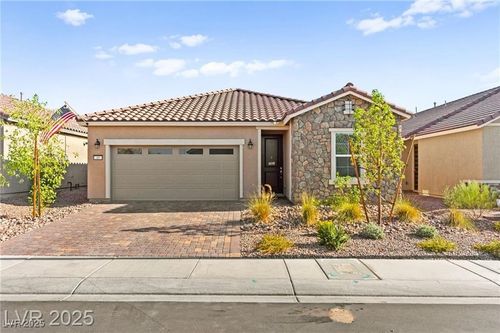 49 Sonata Dawn Ave, Henderson, NV, 89011-5640 | Card Image