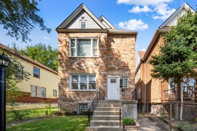 7924 S Lowe Avenue, Home with 6 bedrooms, 2 bathrooms and 2 parking in Chicago IL | Image 1